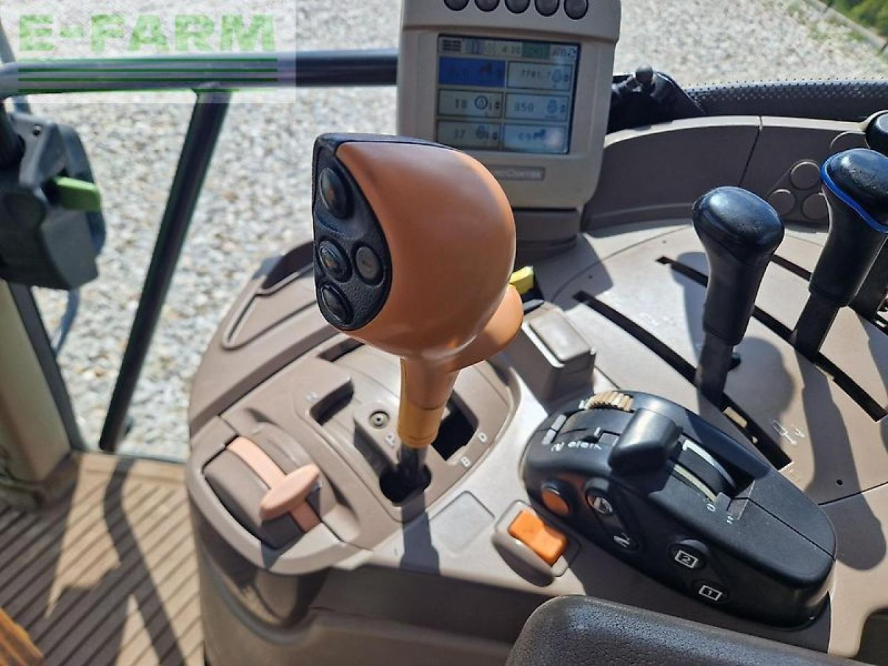 Traktors John Deere 7430 premium: foto 8