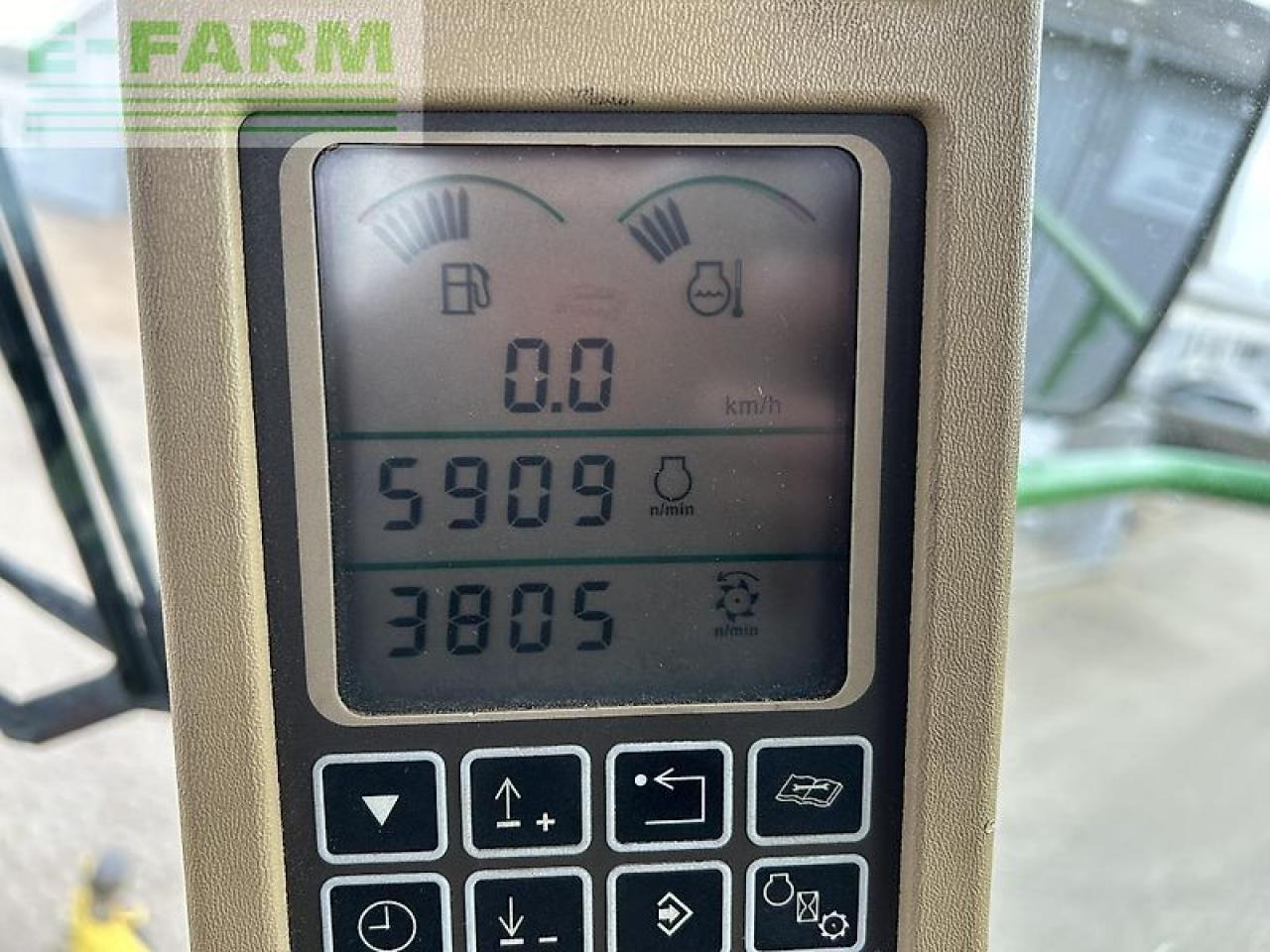 John Deere 7500 - Lopbarības kombains: foto 5 John Deere 7500 - Lopbarības kombains: foto 5