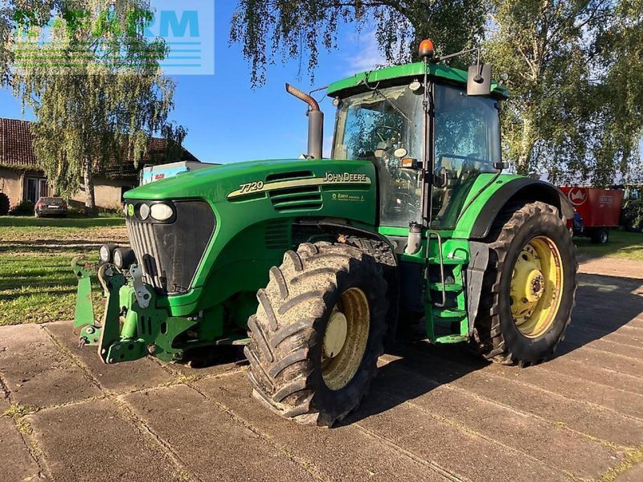 John Deere 7720 tls, powr quad - Traktors: foto 1 John Deere 7720 tls, powr quad - Traktors: foto 1