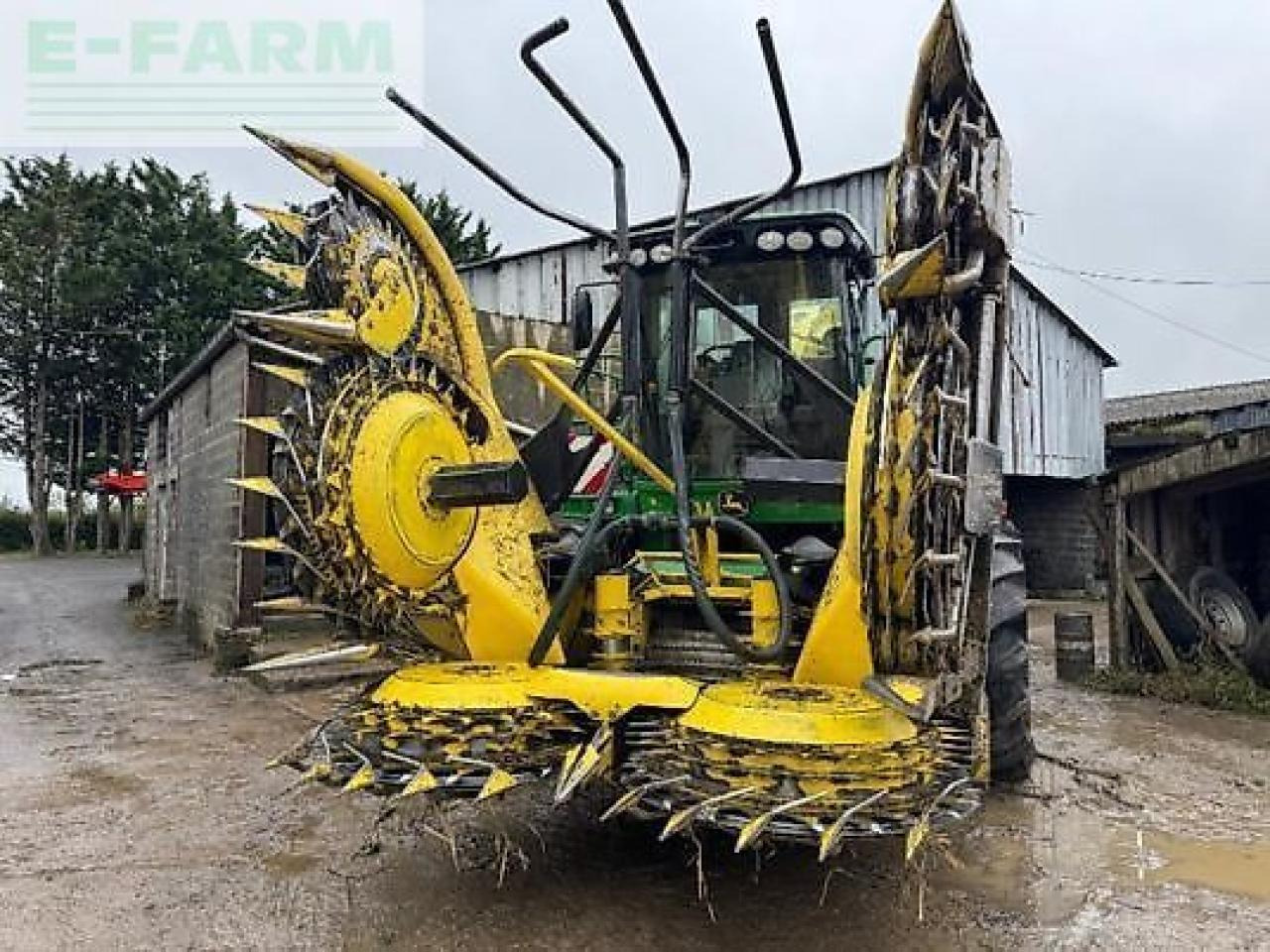 John Deere 7750 i - Lopbarības kombains: foto 2 John Deere 7750 i - Lopbarības kombains: foto 2