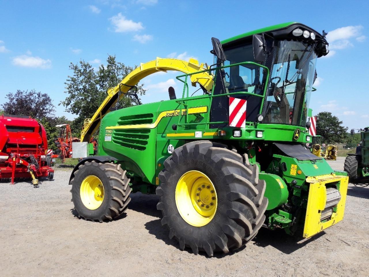 John Deere 7780i nir sensor - Lopbarības kombains: foto 5 John Deere 7780i nir sensor - Lopbarības kombains: foto 5