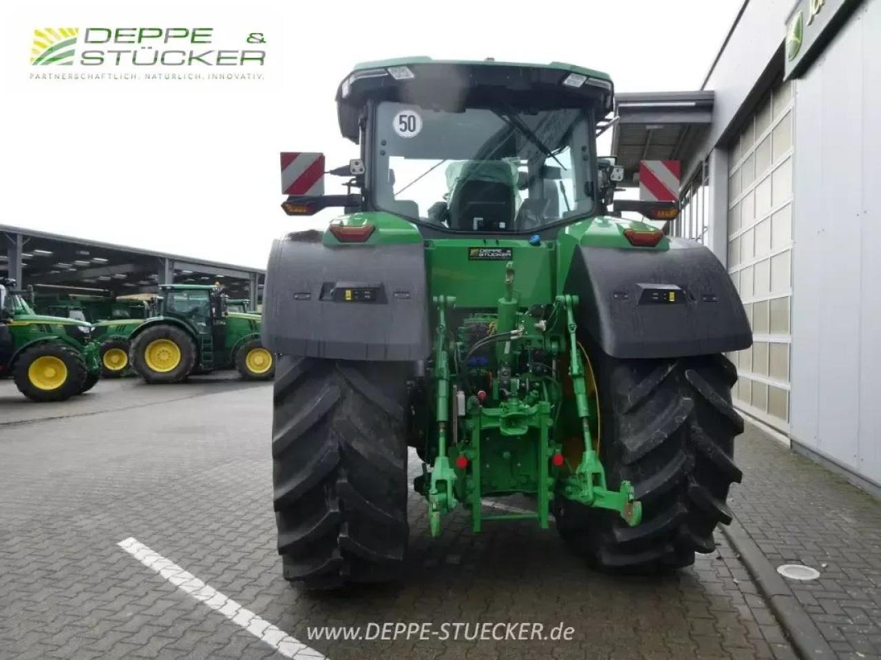 John Deere 7r 330 - Traktors: foto 4 John Deere 7r 330 - Traktors: foto 4