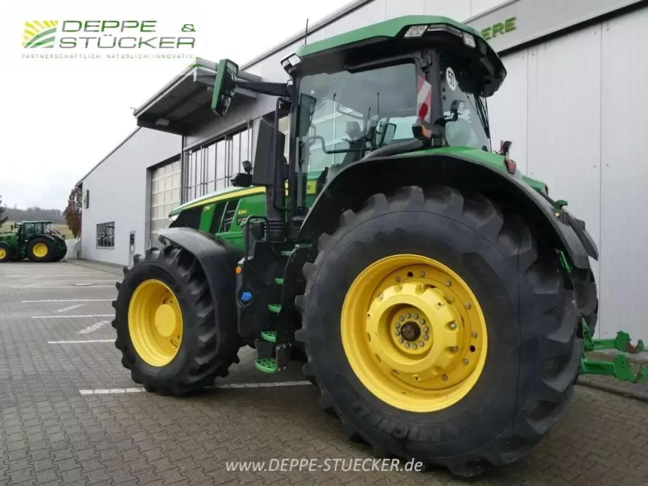 John Deere 7r 330 - Traktors: foto 3 John Deere 7r 330 - Traktors: foto 3