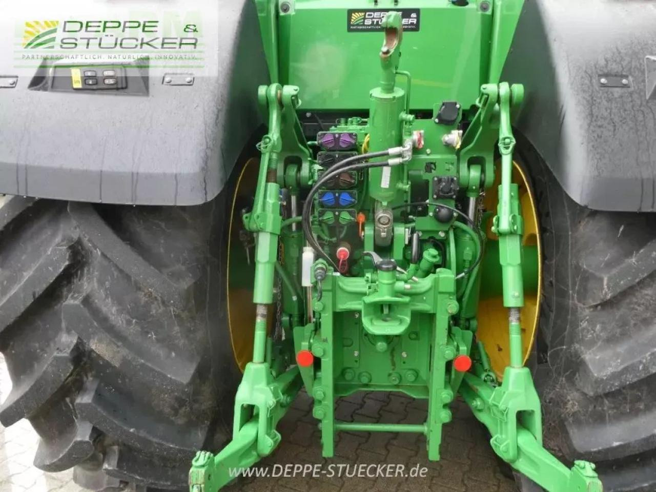 John Deere 7r 330 - Traktors: foto 5 John Deere 7r 330 - Traktors: foto 5