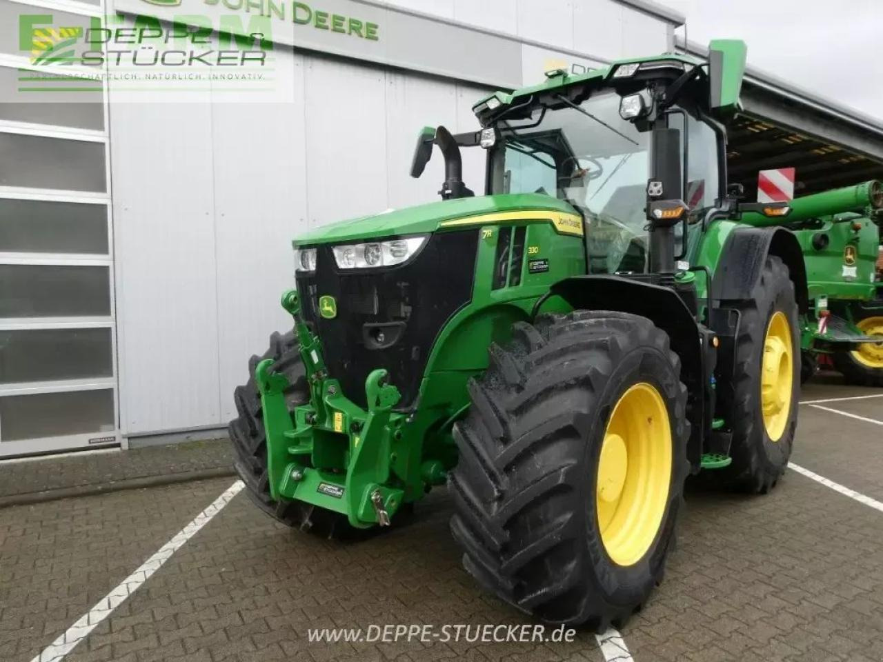 John Deere 7r 330 - Traktors: foto 1 John Deere 7r 330 - Traktors: foto 1
