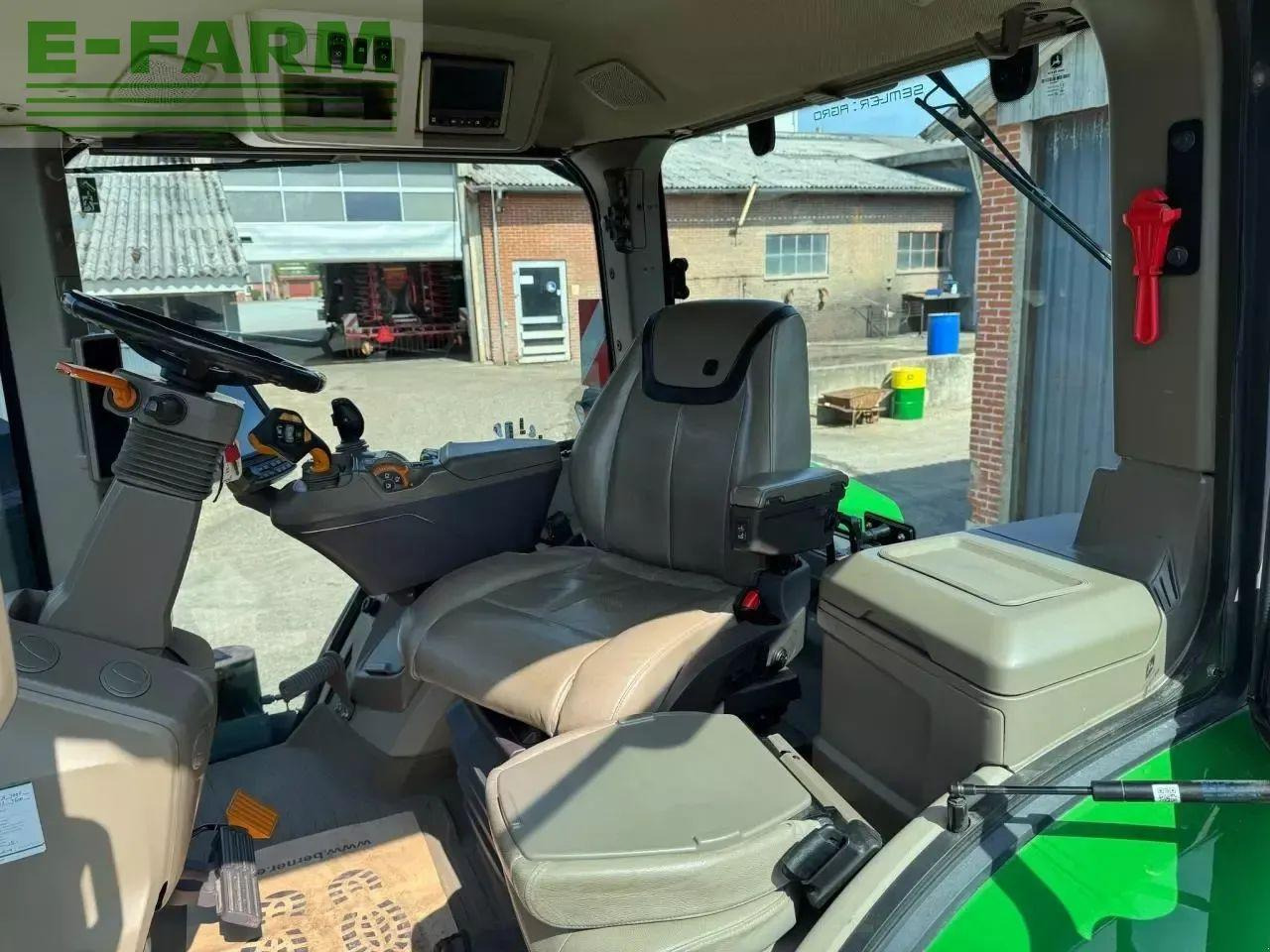 John Deere 7r 350 - Traktors: foto 5 John Deere 7r 350 - Traktors: foto 5