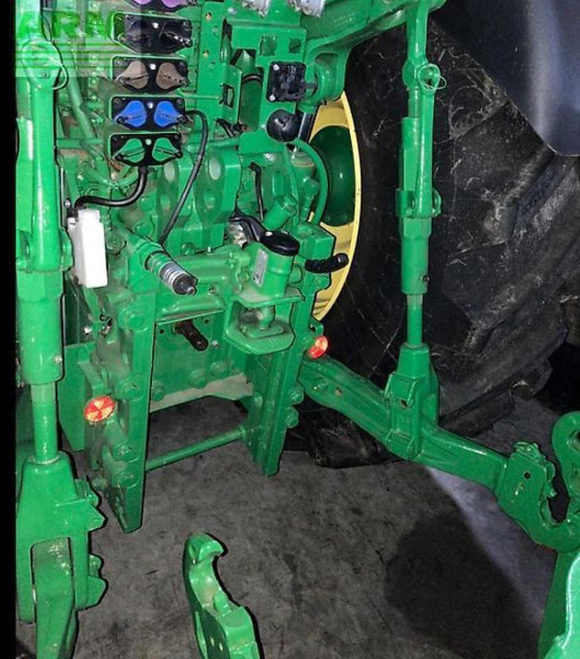 John Deere 7r 350 - Traktors: foto 4 John Deere 7r 350 - Traktors: foto 4