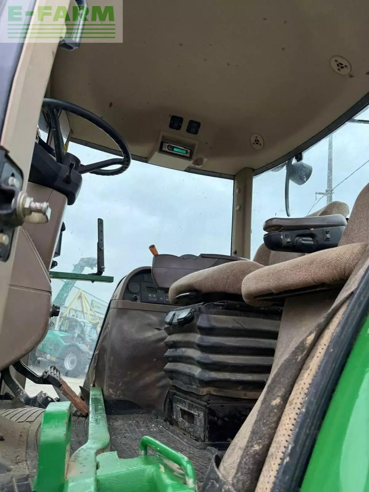John Deere 8230 - Traktors: foto 5 John Deere 8230 - Traktors: foto 5