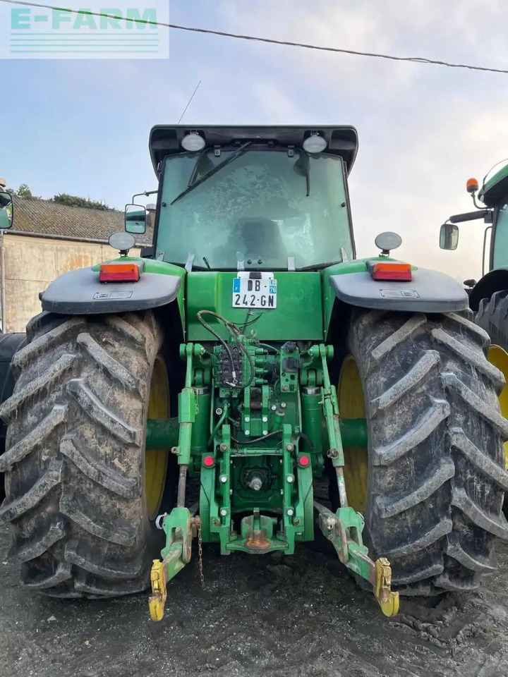 John Deere 8230 - Traktors: foto 4 John Deere 8230 - Traktors: foto 4