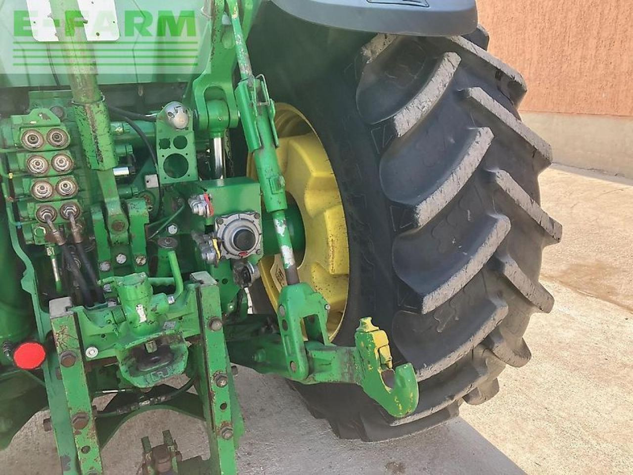 Traktors John Deere 8320 ils: foto 28