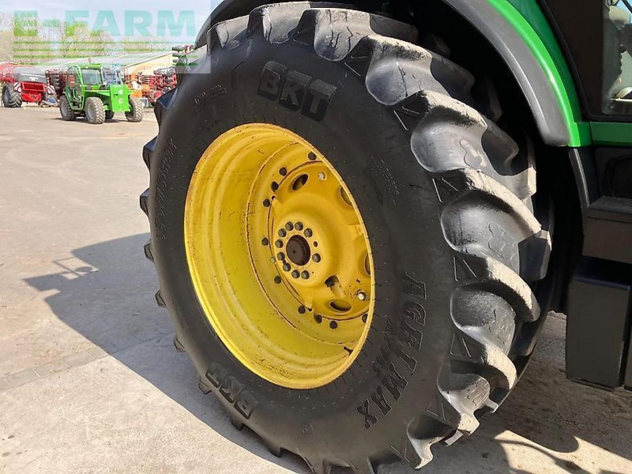 Traktors John Deere 8320 ils: foto 12