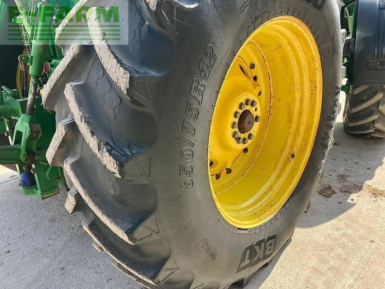Traktors John Deere 8320 ils: foto 16