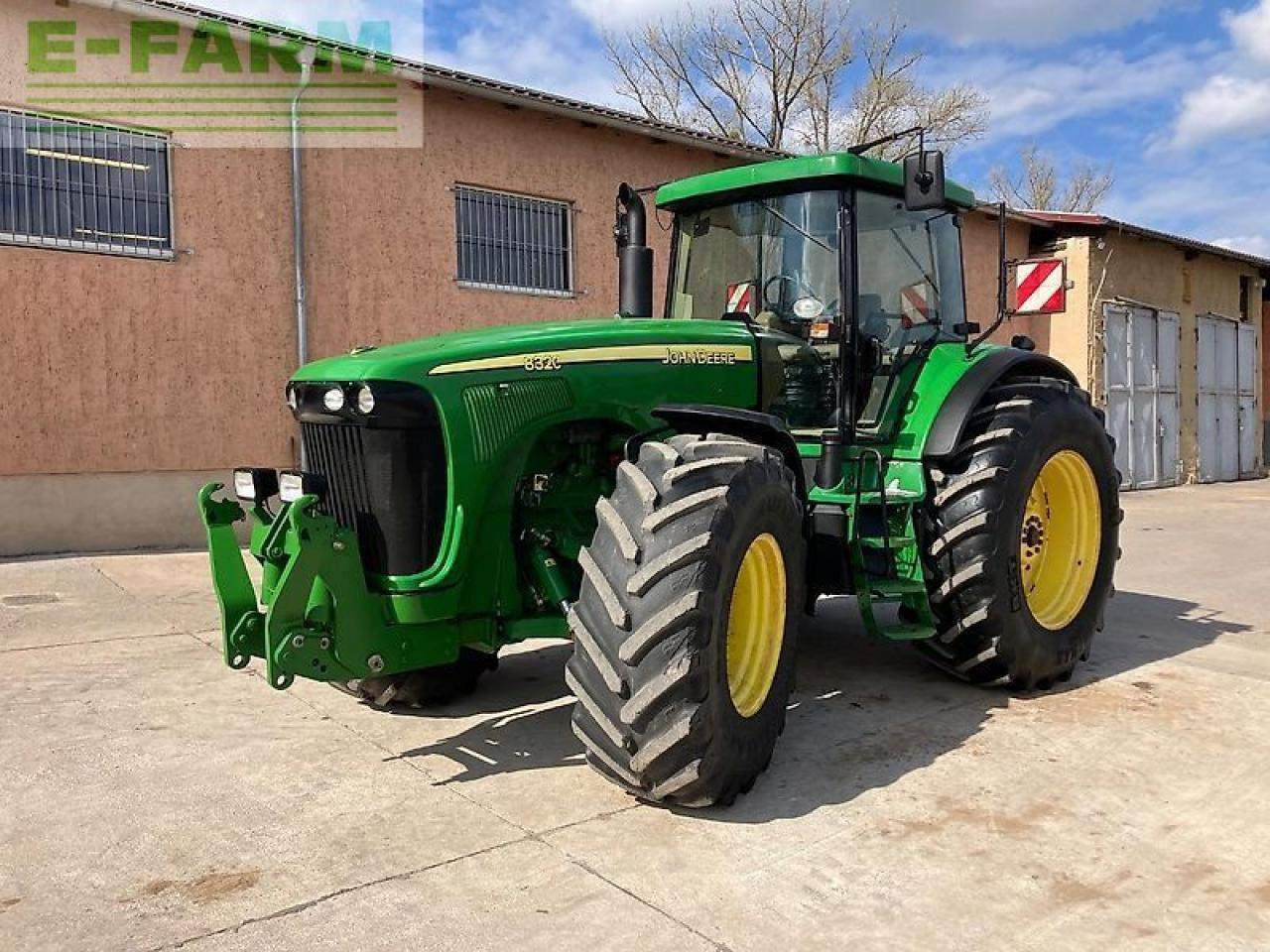 John Deere 8320 ils - Traktors: foto 2 John Deere 8320 ils - Traktors: foto 2