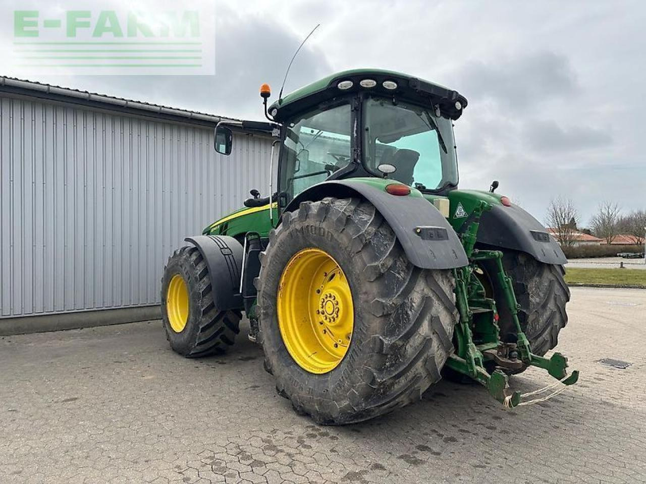 Traktors John Deere 8345r: foto 13