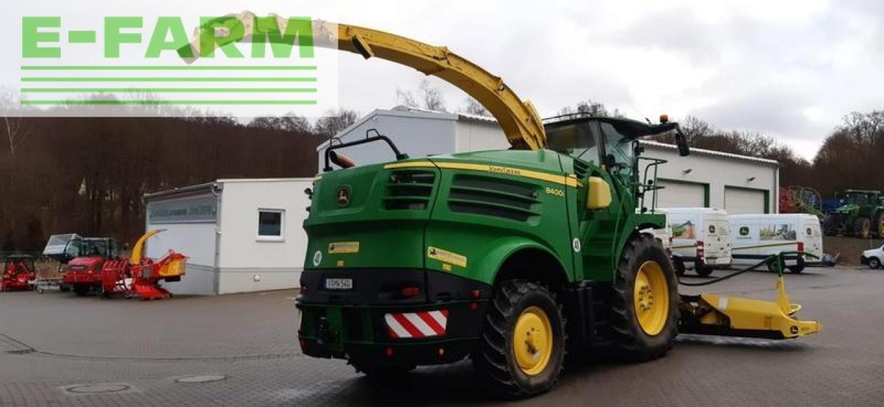 John Deere 8400 - Lopbarības kombains: foto 5 John Deere 8400 - Lopbarības kombains: foto 5