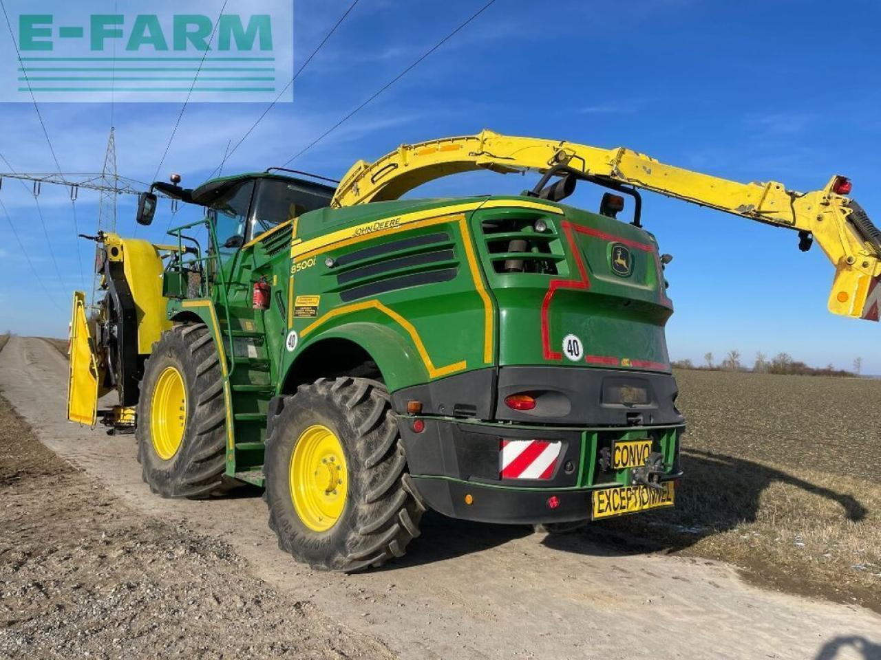 John Deere 8500 - Lopbarības kombains: foto 5 John Deere 8500 - Lopbarības kombains: foto 5