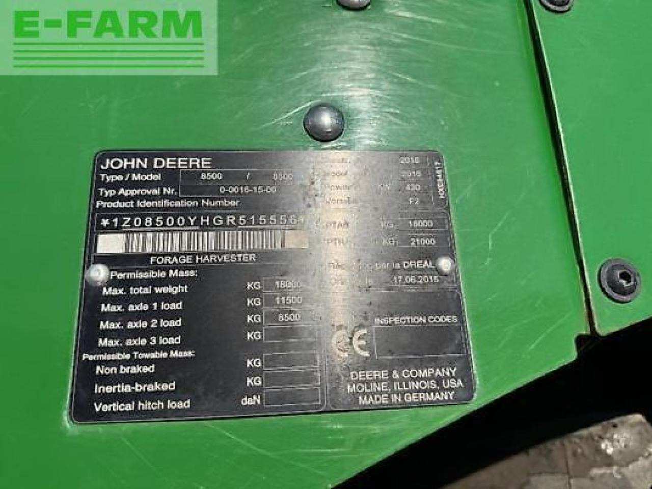 John Deere 8500 - Lopbarības kombains: foto 4 John Deere 8500 - Lopbarības kombains: foto 4