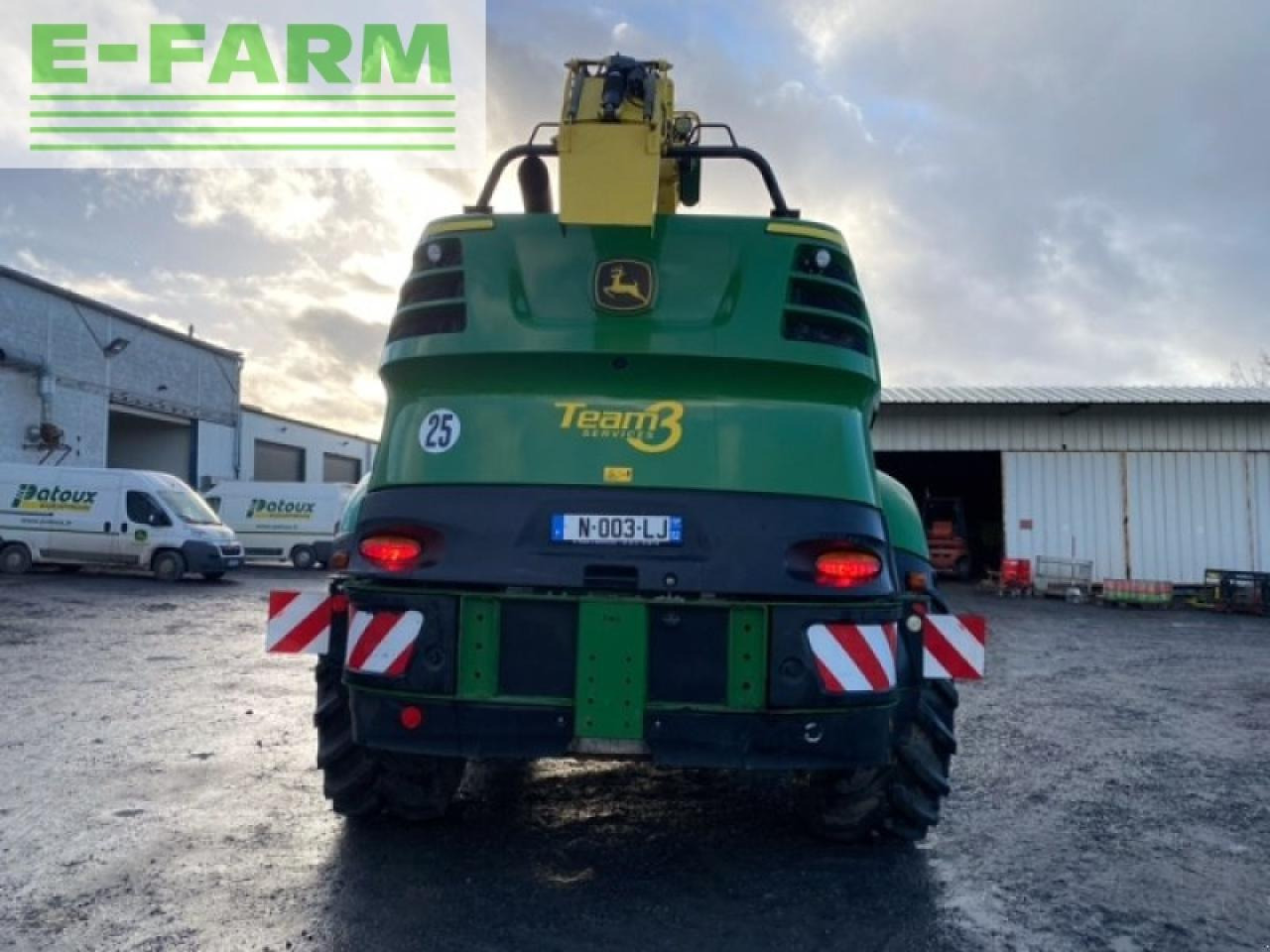 Lopbarības kombains John Deere 8500: foto 6 Lopbarības kombains John Deere 8500: foto 6