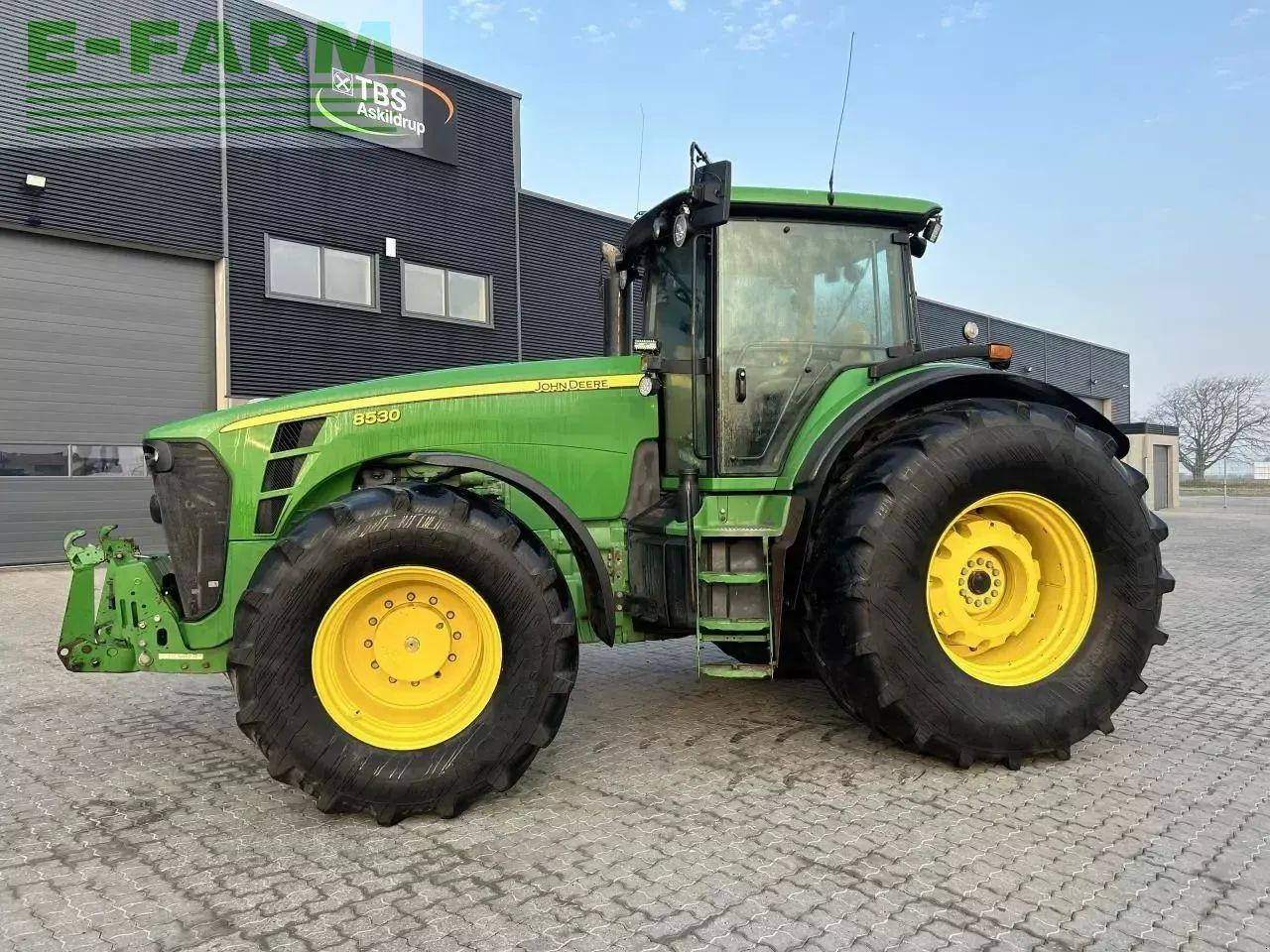 John Deere 8530 - Traktors: foto 1 John Deere 8530 - Traktors: foto 1