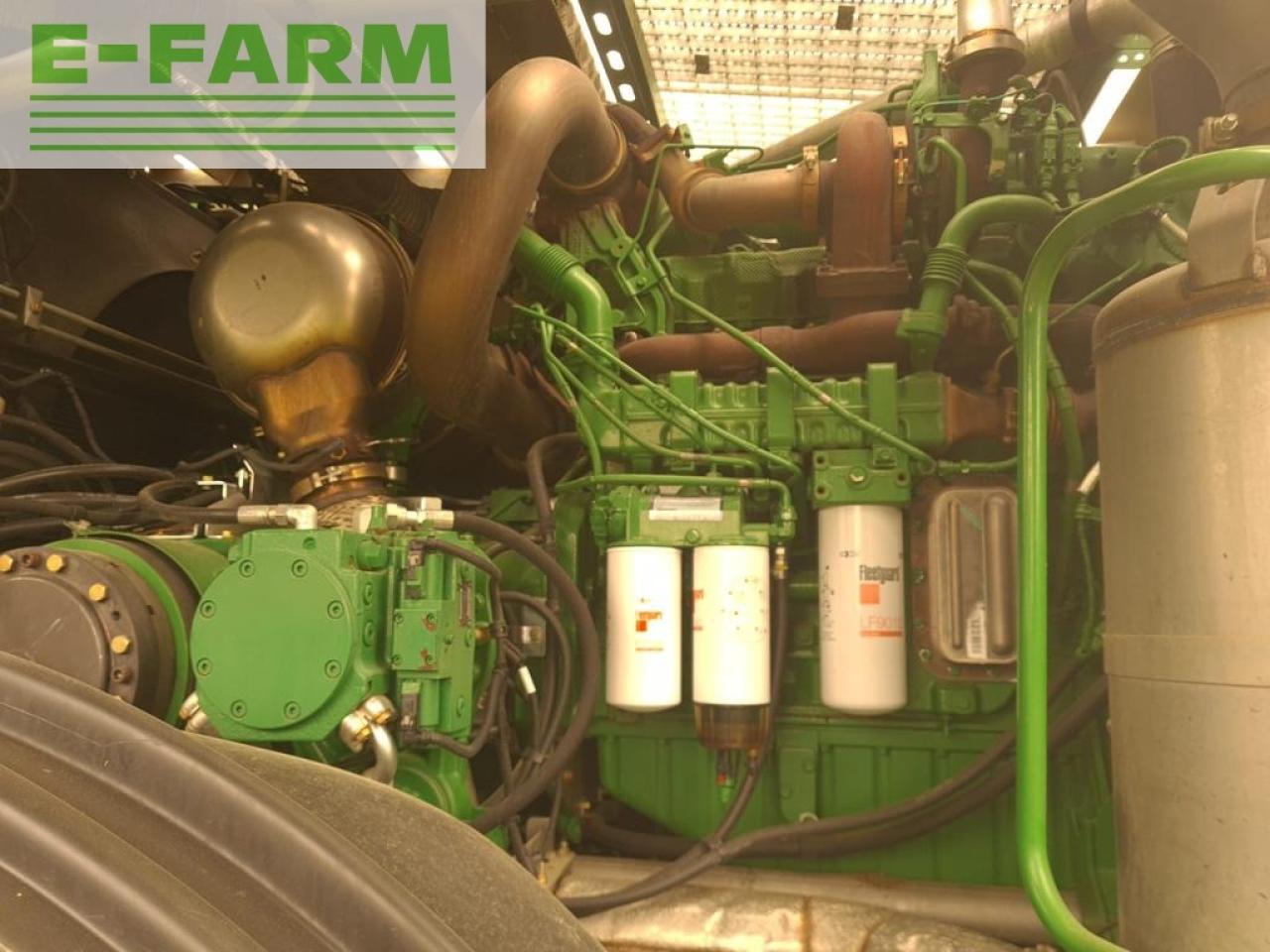 Lopbarības kombains John Deere 8600 i: foto 12