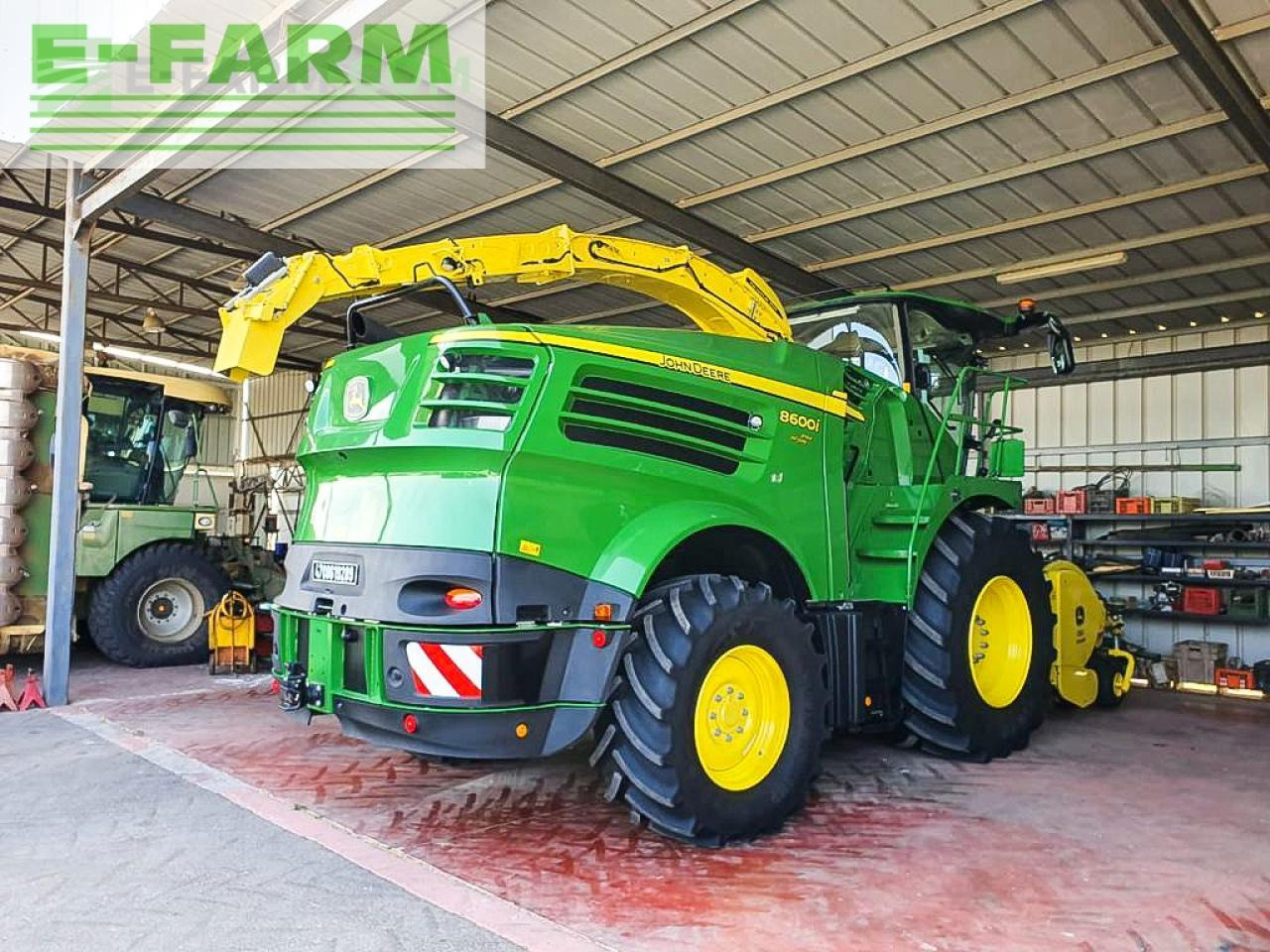 John Deere 8600I - Lopbarības kombains: foto 5 John Deere 8600I - Lopbarības kombains: foto 5