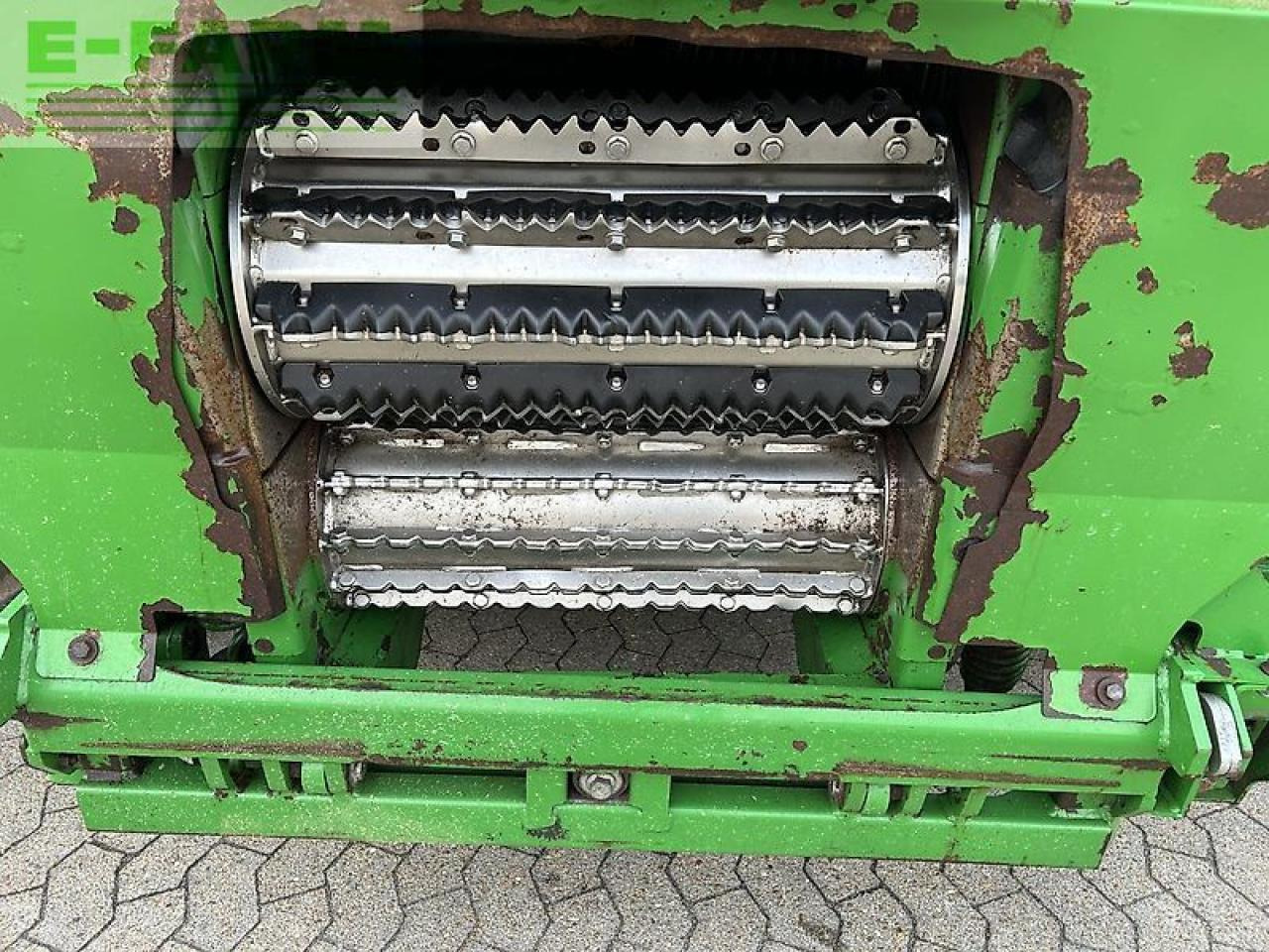 John Deere 8600i - Lopbarības kombains: foto 3 John Deere 8600i - Lopbarības kombains: foto 3