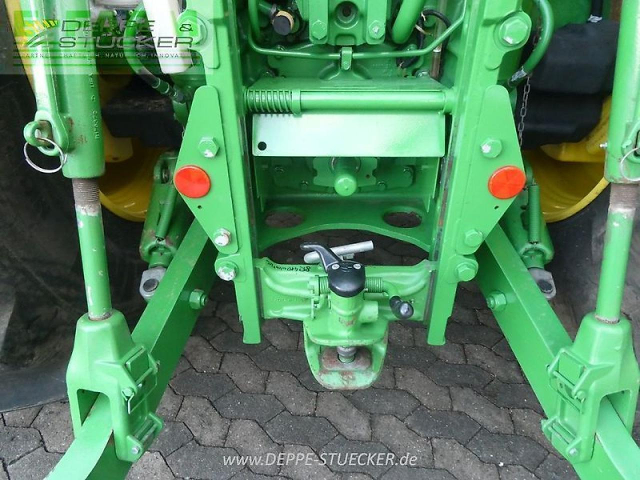 Traktors John Deere 8r 410: foto 7