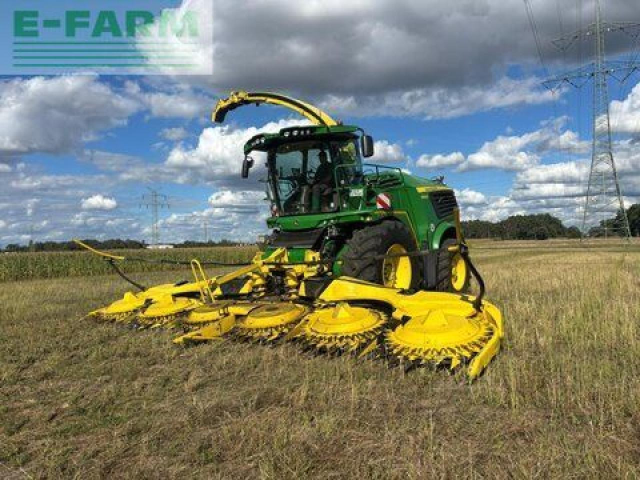 John Deere 9500i - Lopbarības kombains: foto 5 John Deere 9500i - Lopbarības kombains: foto 5
