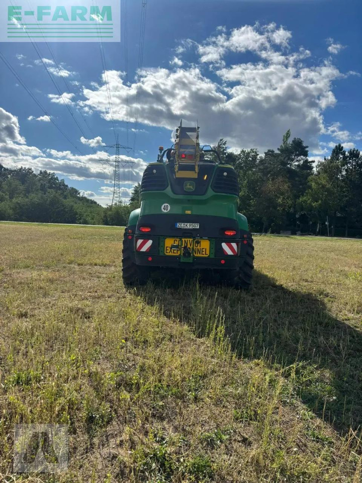 John Deere 9500i - Lopbarības kombains: foto 4 John Deere 9500i - Lopbarības kombains: foto 4