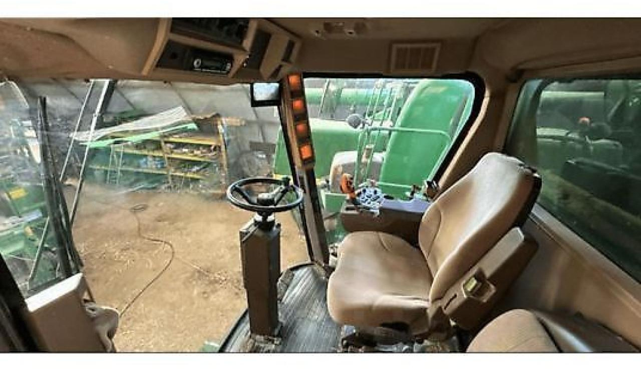John Deere 9580wts - Labības kombains: foto 4 John Deere 9580wts - Labības kombains: foto 4