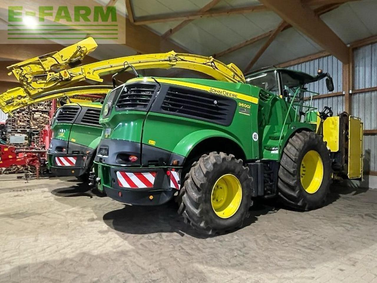 John Deere 9600 motor neu! - Lopbarības kombains: foto 3 John Deere 9600 motor neu! - Lopbarības kombains: foto 3