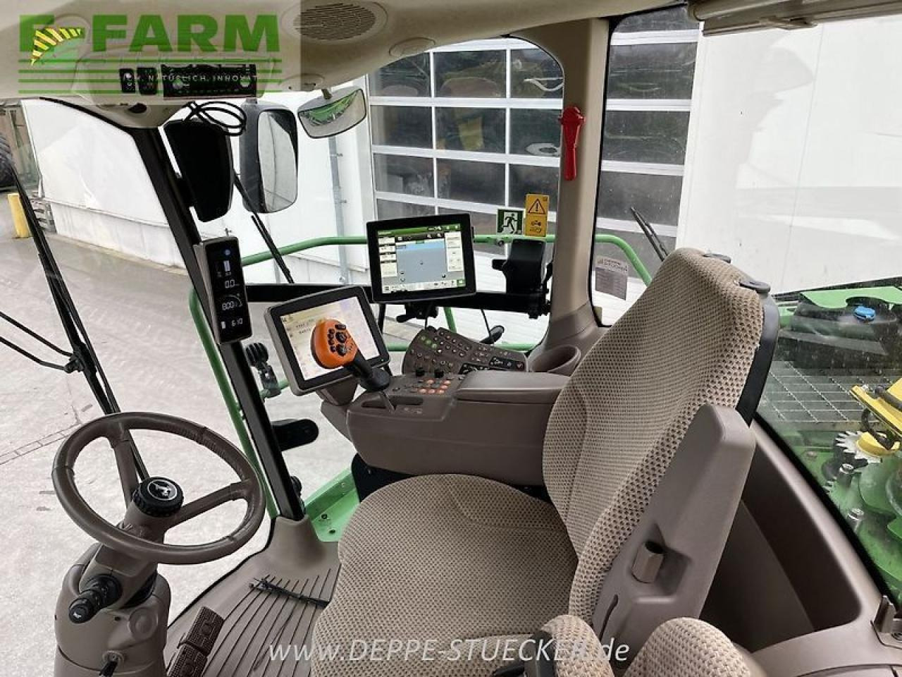 Lopbarības kombains John Deere 9700i: foto 9
