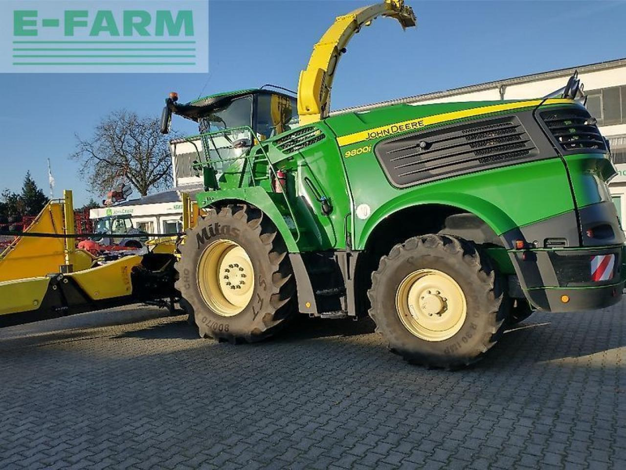 John Deere 9800 - Lopbarības kombains: foto 4 John Deere 9800 - Lopbarības kombains: foto 4