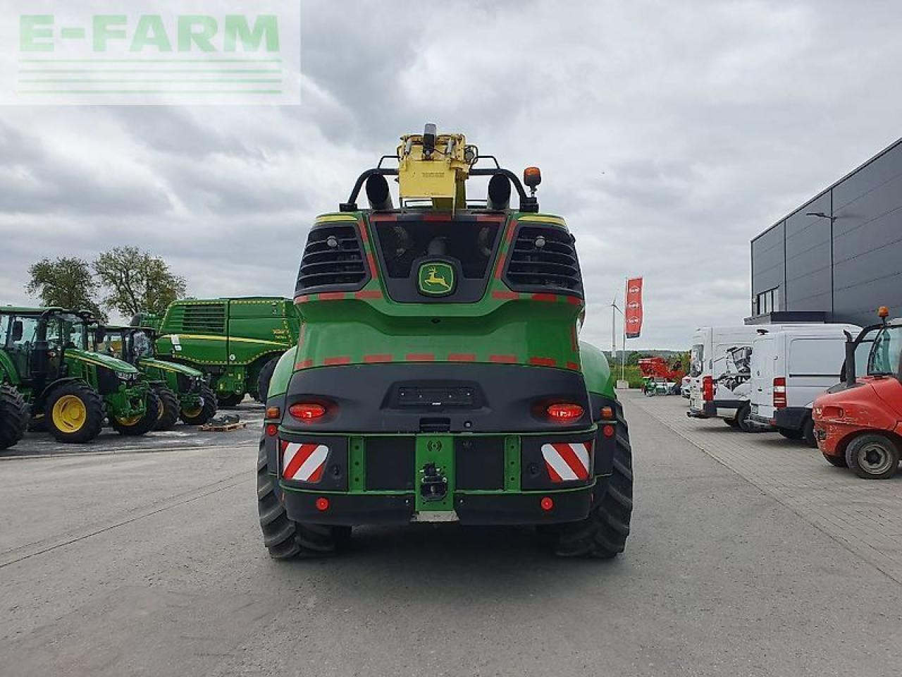 John Deere 9800 - Lopbarības kombains: foto 5 John Deere 9800 - Lopbarības kombains: foto 5