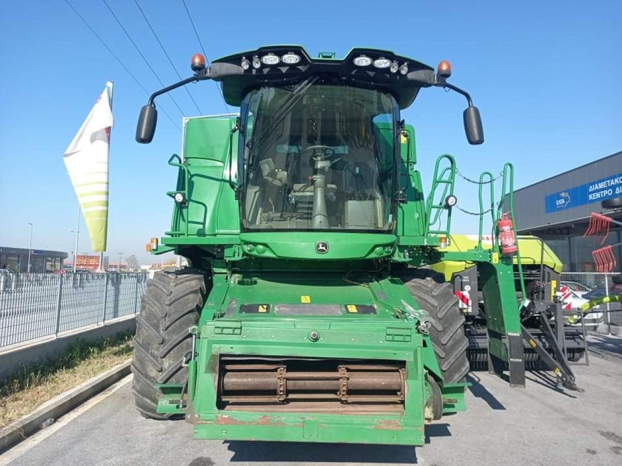 John Deere W650 - Labības kombains: foto 3 John Deere W650 - Labības kombains: foto 3