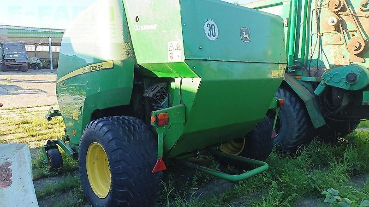 John Deere f441 m - Kīpu prese: foto 4 John Deere f441 m - Kīpu prese: foto 4