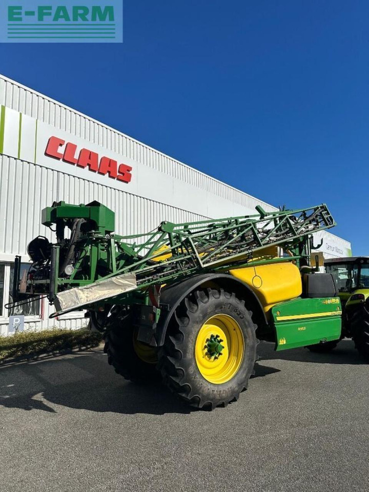 John Deere r952 i - Piekabināmais miglotājs: foto 4 John Deere r952 i - Piekabināmais miglotājs: foto 4