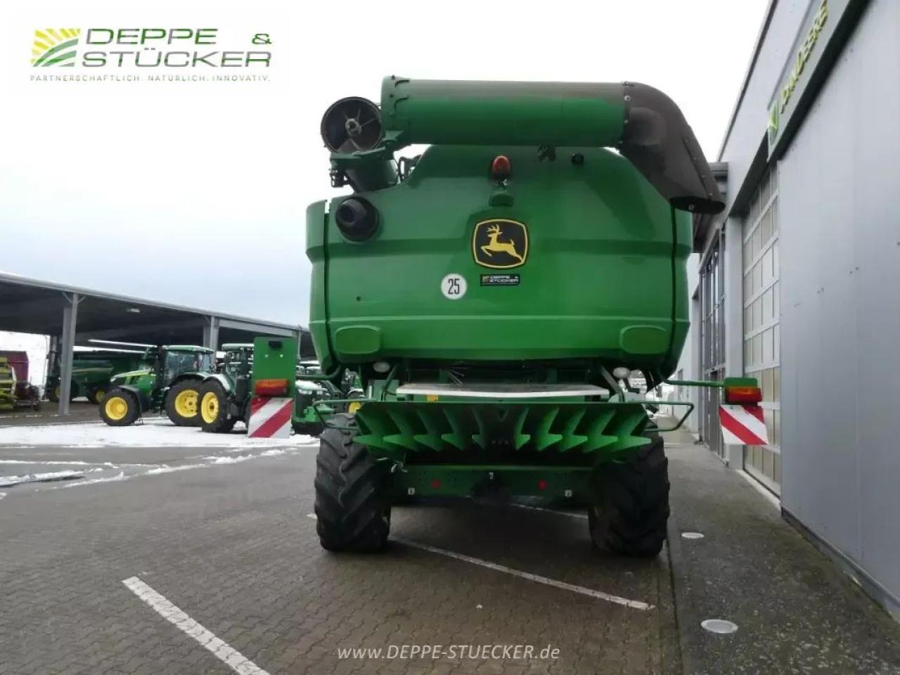 John Deere s785i raupe +630x +sww - Labības kombains: foto 4 John Deere s785i raupe +630x +sww - Labības kombains: foto 4