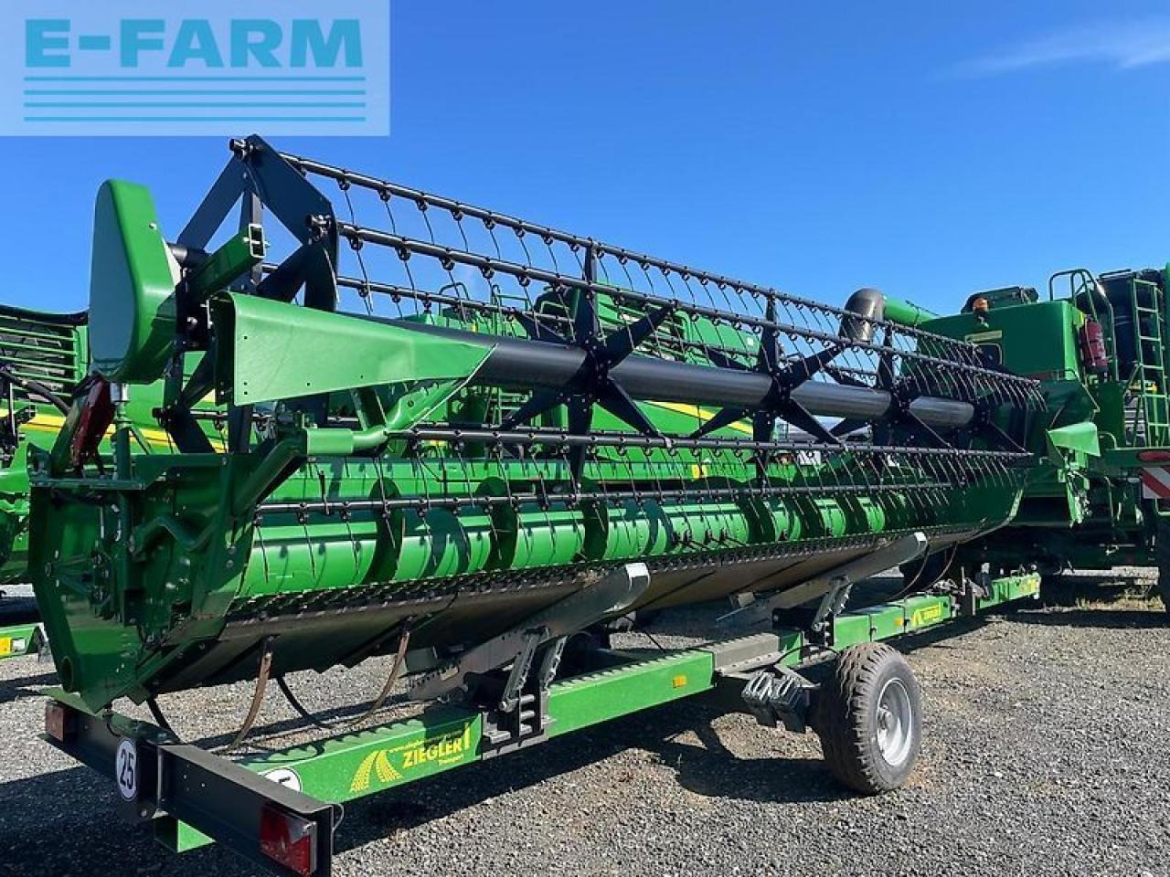 John Deere t550 - Labības kombains: foto 3 John Deere t550 - Labības kombains: foto 3