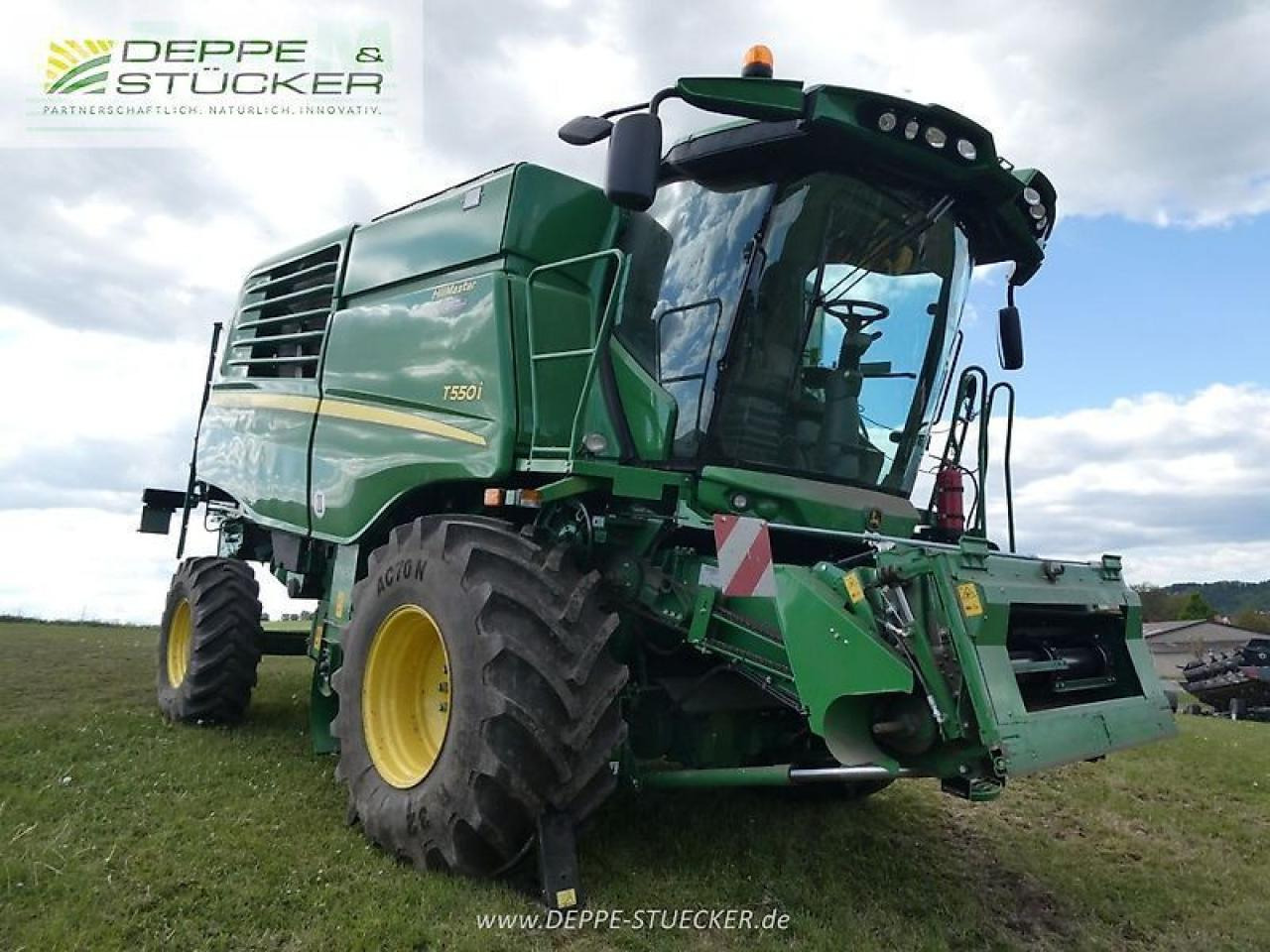 John Deere t550 hillmaster mit 722x + sww - Labības kombains: foto 5 John Deere t550 hillmaster mit 722x + sww - Labības kombains: foto 5