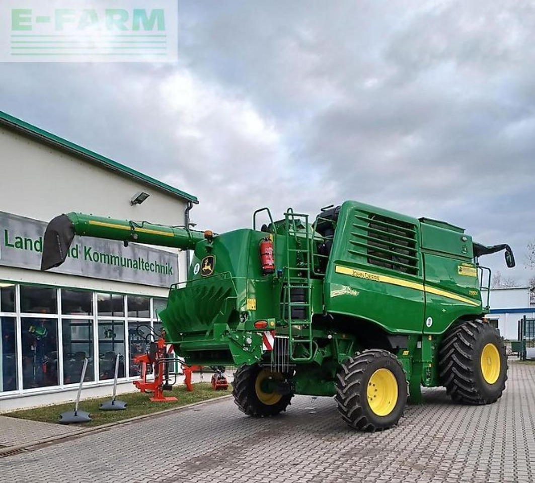 John Deere t550 hm - Labības kombains: foto 3 John Deere t550 hm - Labības kombains: foto 3