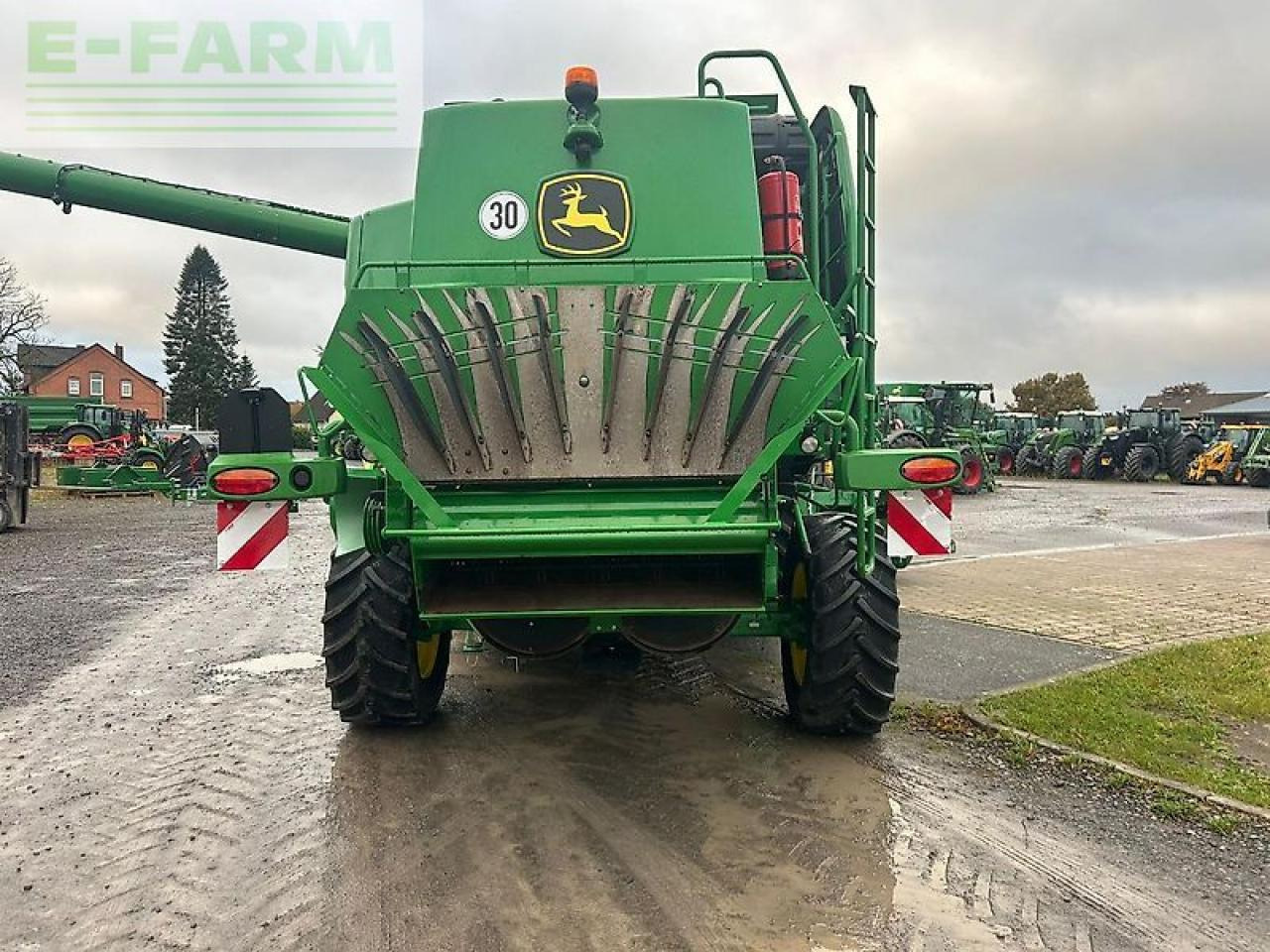 John Deere t560 + 722 premium flow - Labības kombains: foto 5 John Deere t560 + 722 premium flow - Labības kombains: foto 5