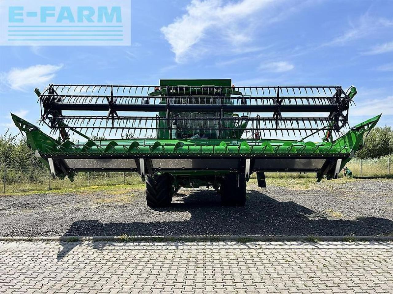 John Deere t560 hm demo - Labības kombains: foto 2 John Deere t560 hm demo - Labības kombains: foto 2