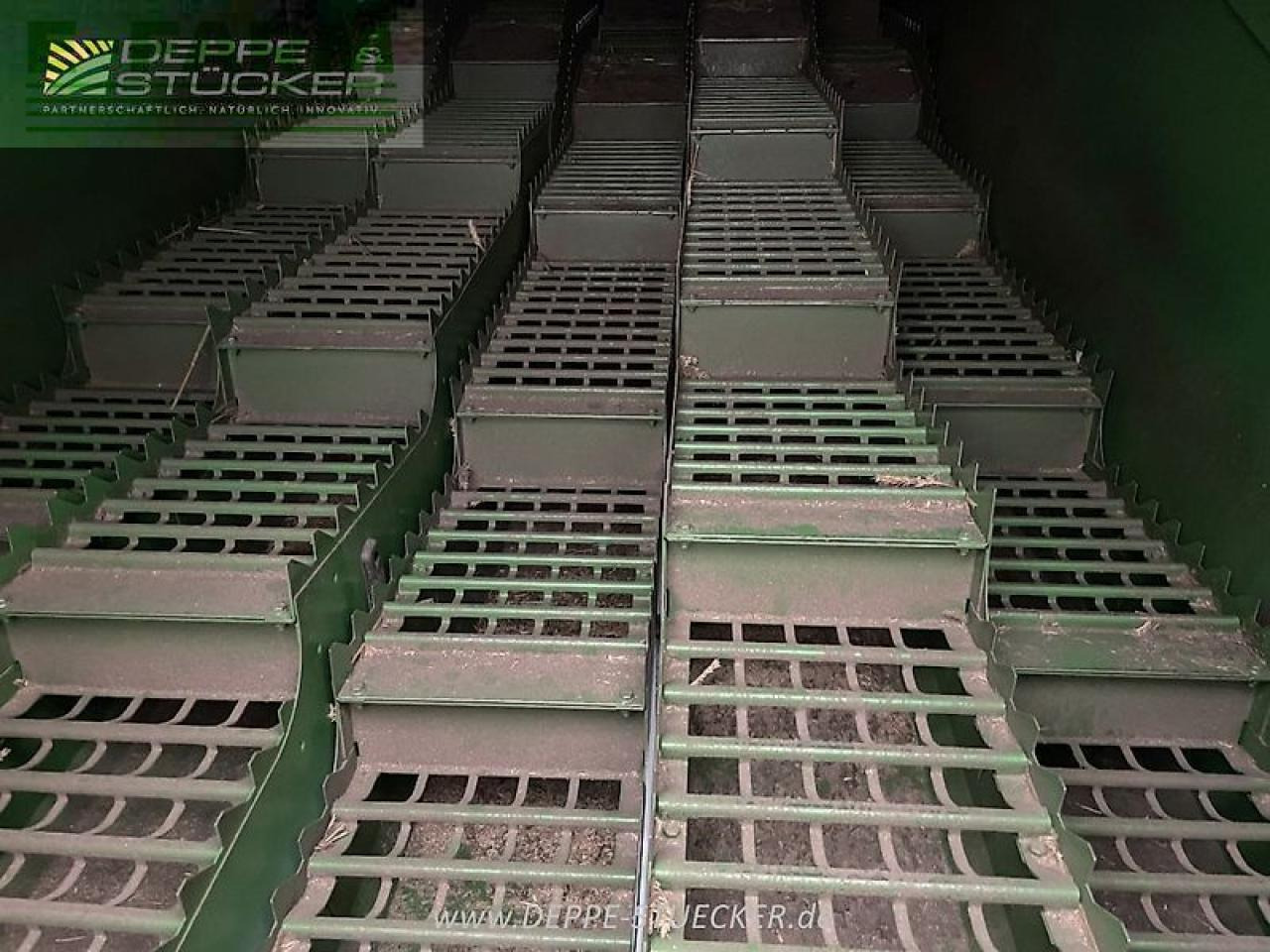 John Deere t560i hillmaster - Labības kombains: foto 2 John Deere t560i hillmaster - Labības kombains: foto 2