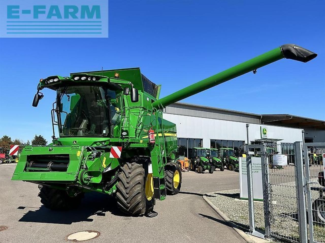 John Deere t560i hm - Labības kombains: foto 1 John Deere t560i hm - Labības kombains: foto 1