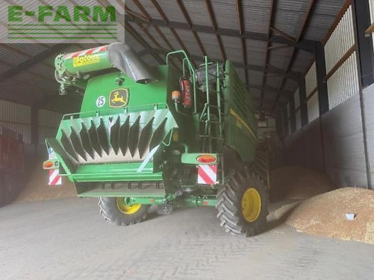 John Deere t660 - Labības kombains: foto 2 John Deere t660 - Labības kombains: foto 2