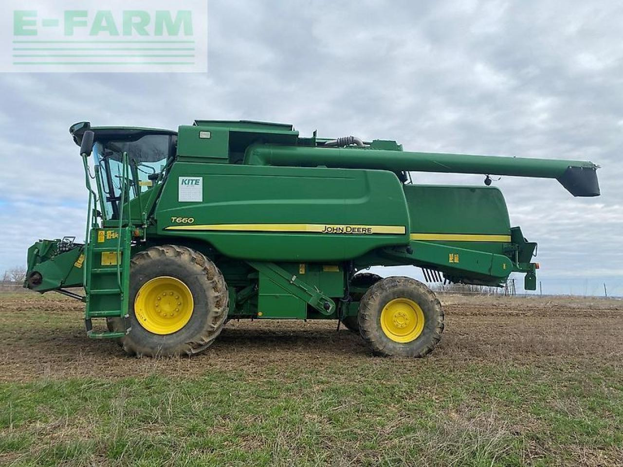 John Deere t660 - Labības kombains: foto 5 John Deere t660 - Labības kombains: foto 5
