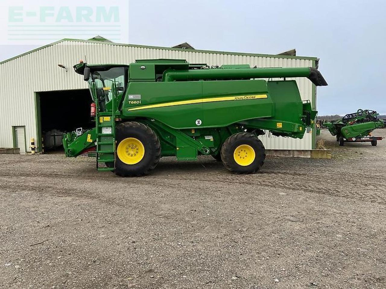 John Deere t660 my23 prod 30 - Labības kombains: foto 2 John Deere t660 my23 prod 30 - Labības kombains: foto 2