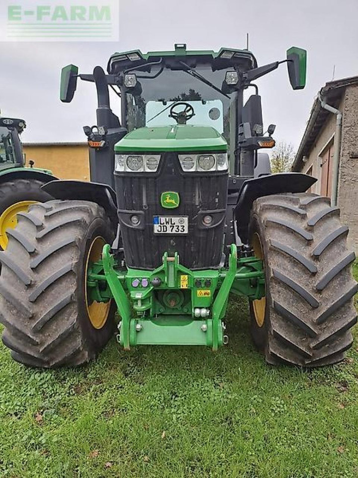 John Deere traktor 7r330 - Lopbarības kombaina papildaprīkojums: foto 2 John Deere traktor 7r330 - Lopbarības kombaina papildaprīkojums: foto 2