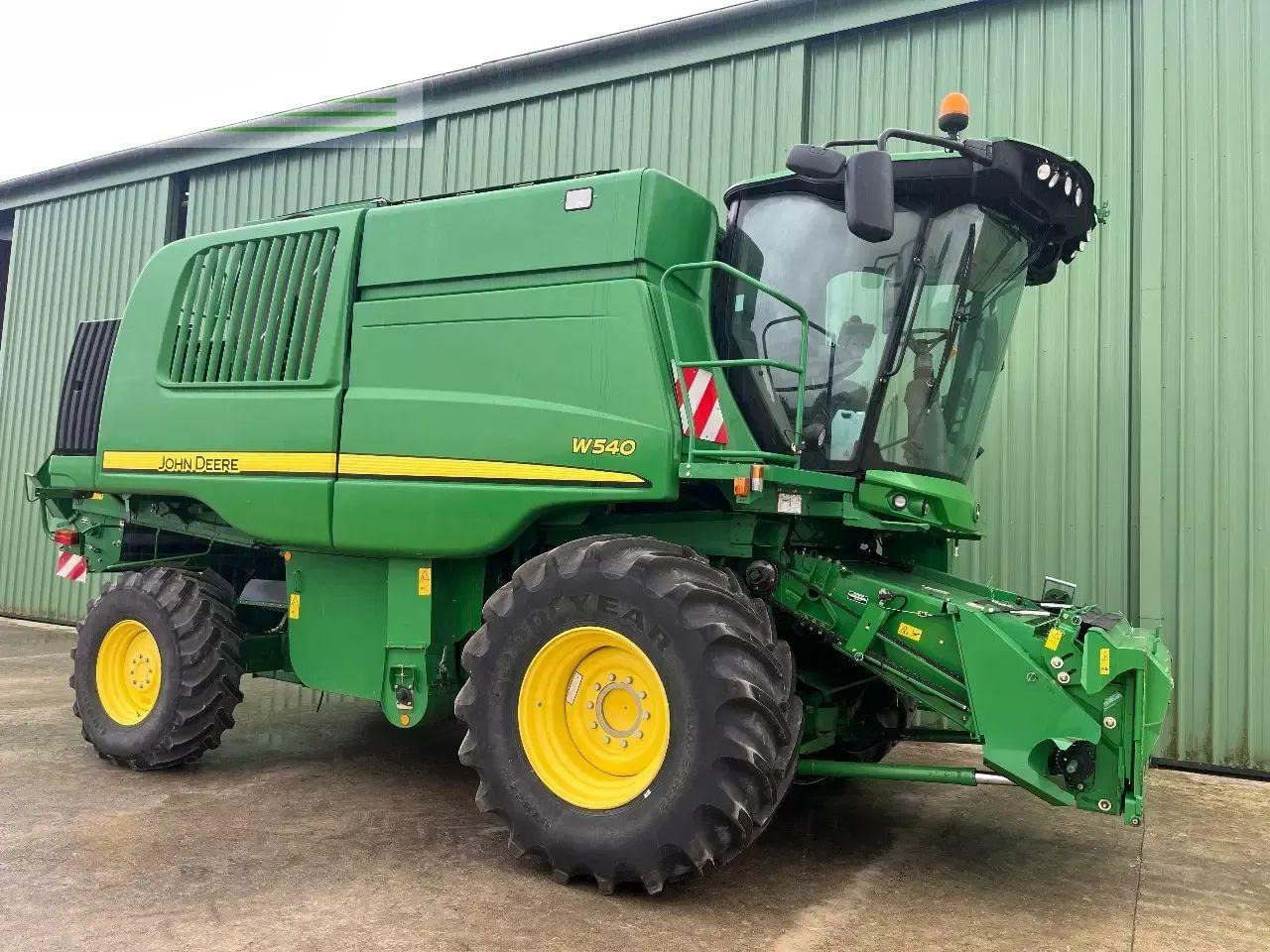 John Deere w540 - Labības kombains: foto 2 John Deere w540 - Labības kombains: foto 2